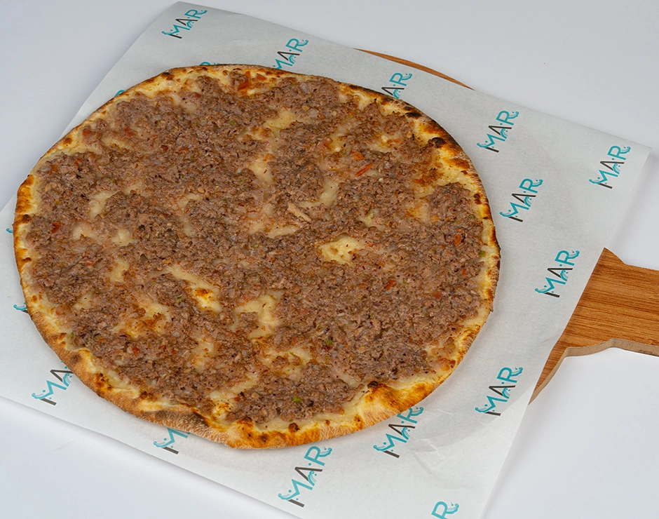 Manakish Lahm b Ajeen